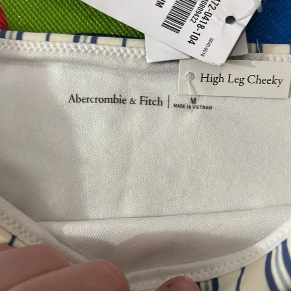 Abercrombie & Fitch high waisted striped bikini bottom NWT - Picture 3 of 3